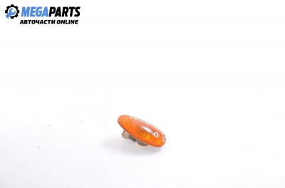 Мигач за Mitsubishi Pajero III SUV (01.1999 - 01.2007), позиция: дясна